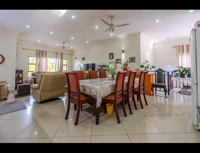 3 BEDROOM FREESTANDING FOR SALE IN WESTBROOK